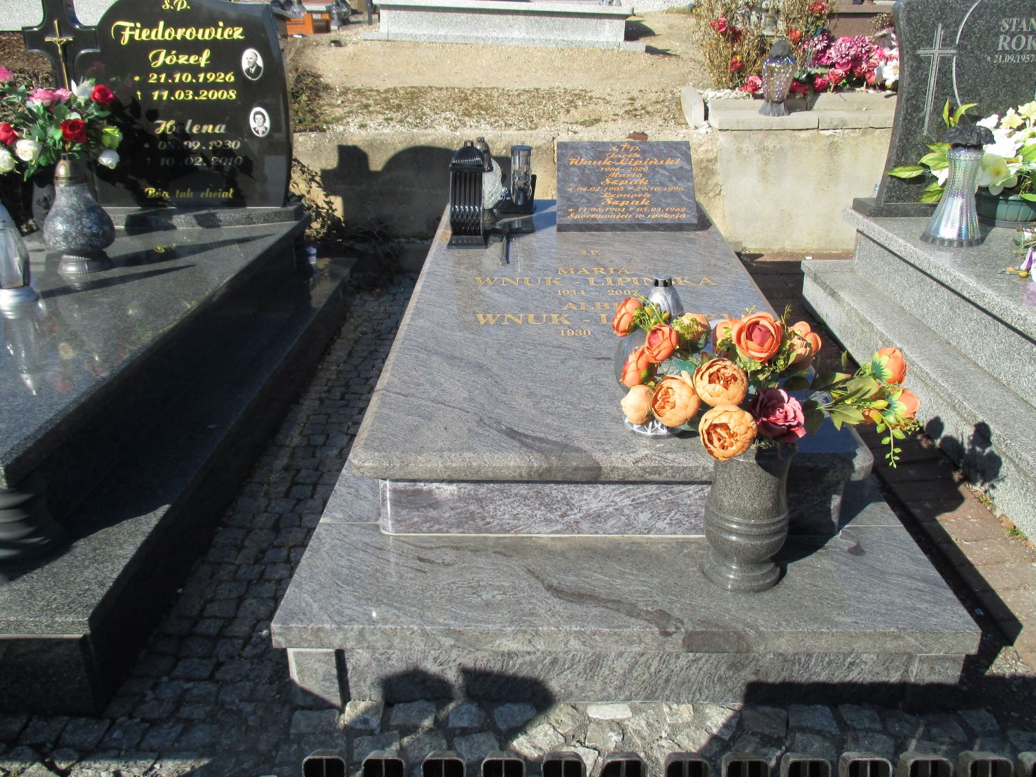 Jacek Wnuk-Lipiński 1966 Zawidów - Grobonet - Wyszukiwarka osób pochowanych