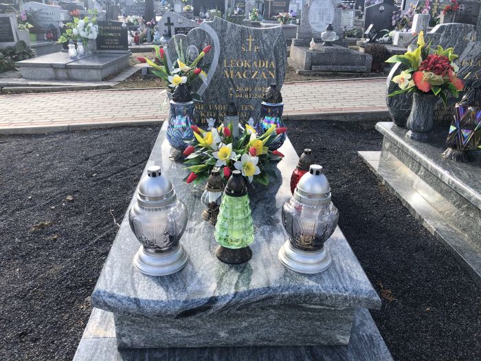 Grób Julia Komaiszko